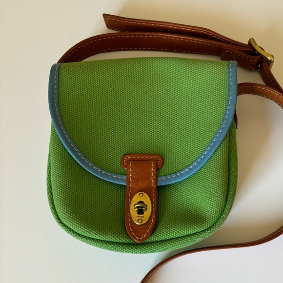 Fossil Handbags - Fossil Canvas Crossbody Bag in Green